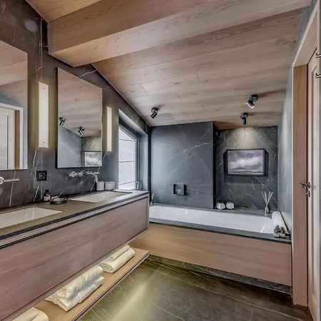 Σπίτι διακοπών Luxury Chalet With Pool